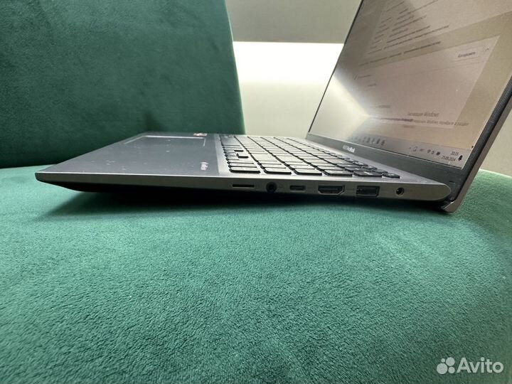 Asus VivoBook Laptop X512DA