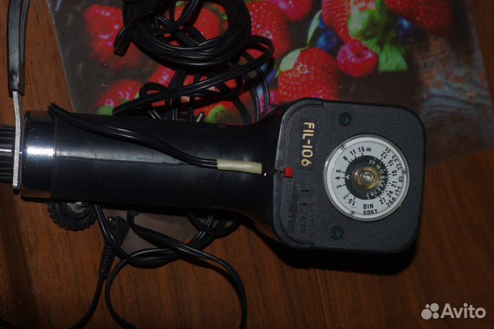 Фотовспышка Фил-106