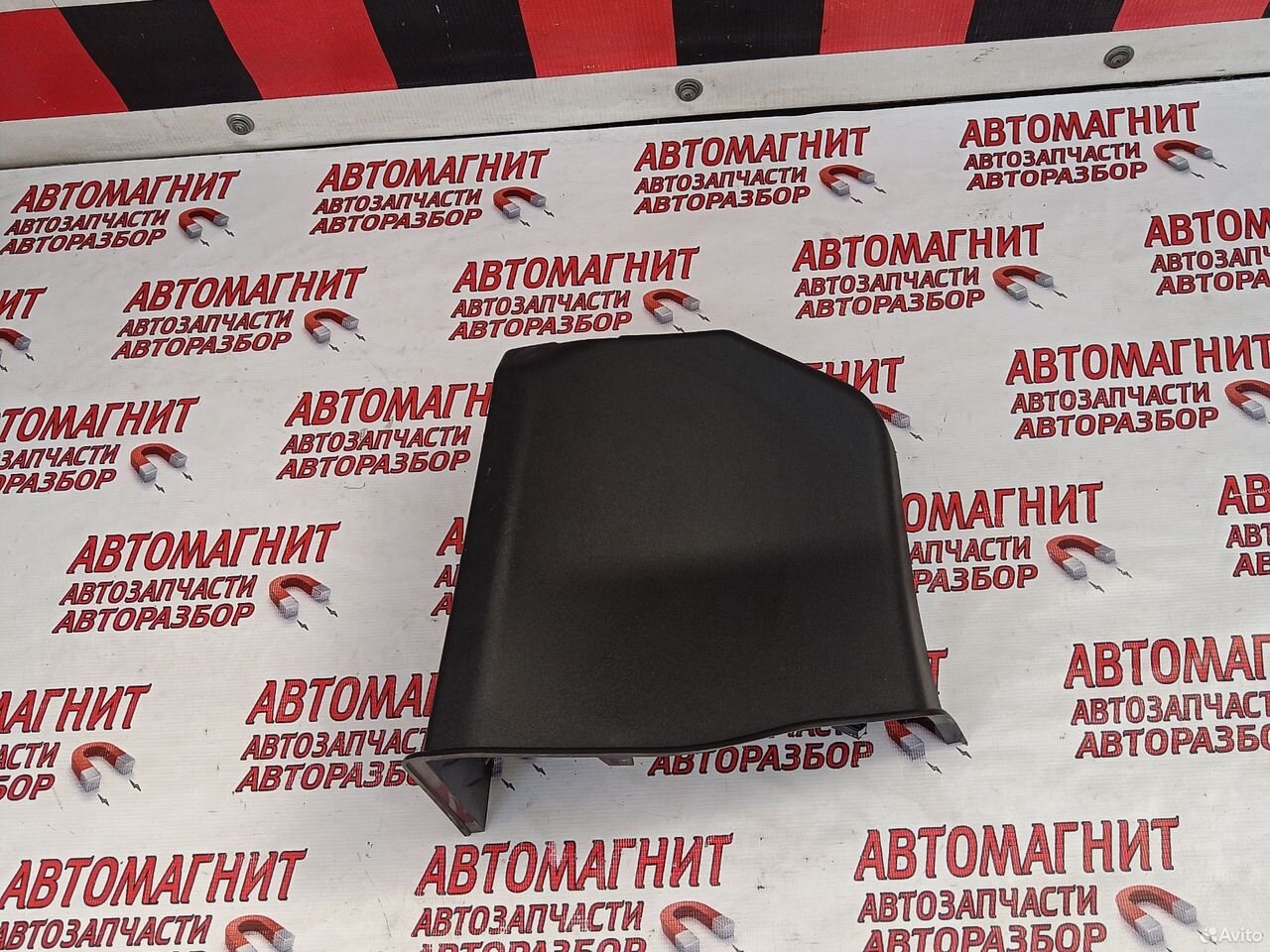 Пластик салона задний левый Форд Мустанг 6 14-23г