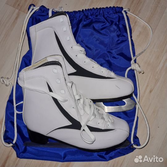 Коньки женские 39-40