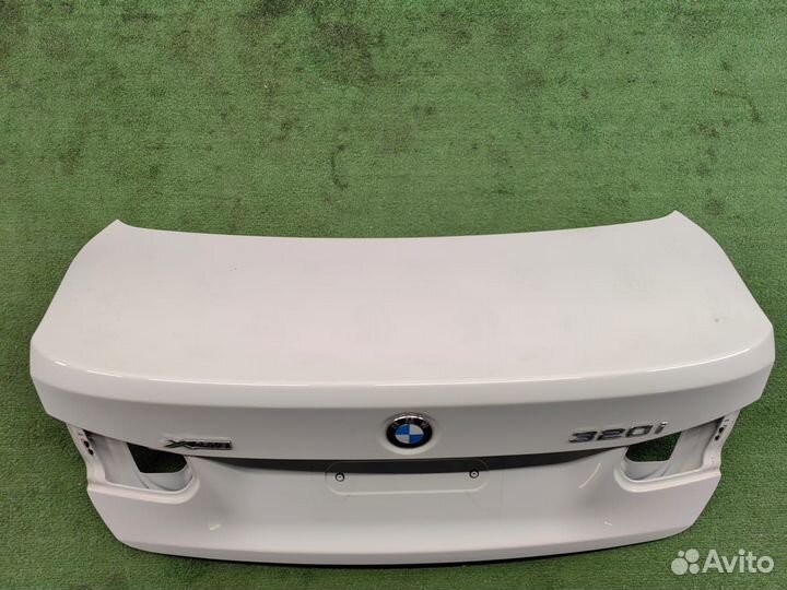 Крышка багажника Bmw F30