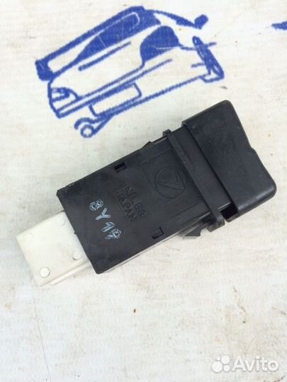 Кнопка противотуманных фар Subaru Impreza GC8