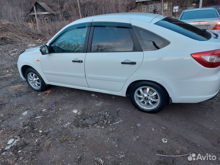 LADA Granta 1.6 МТ, 2015, 250 000 км