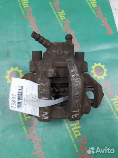 Суппорт задний левый Mercedes W211 седан 1.8 2006