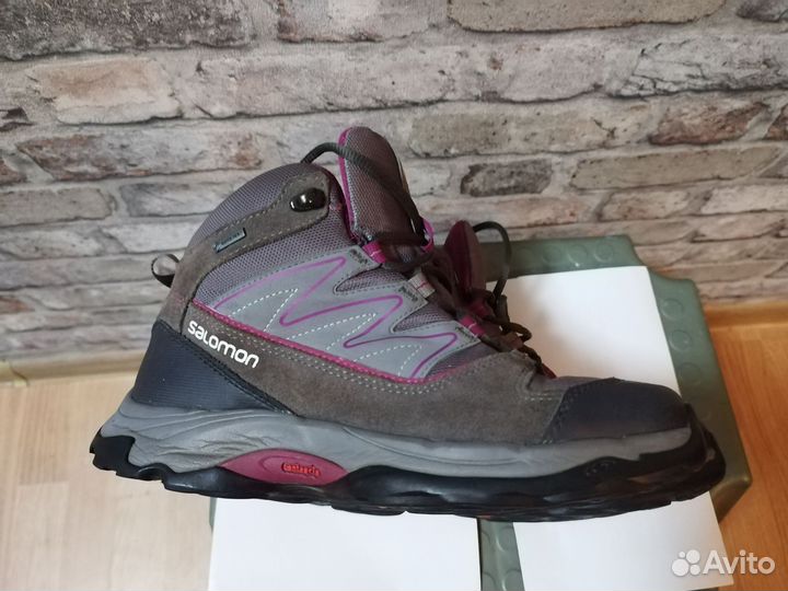 Ботинки Salomon на девочку