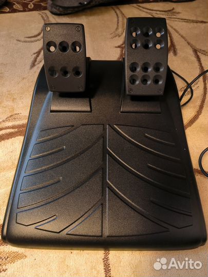 Игровой руль logitech driving force GT