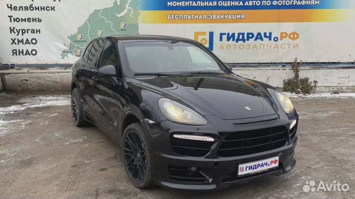 Защита антигравийная правая Porsche Cayenne (92A) 95850420200