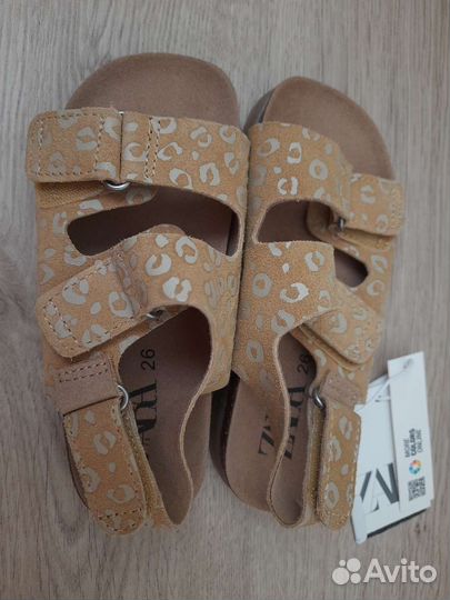 Сандалии для девочки 26 размер новые Zara