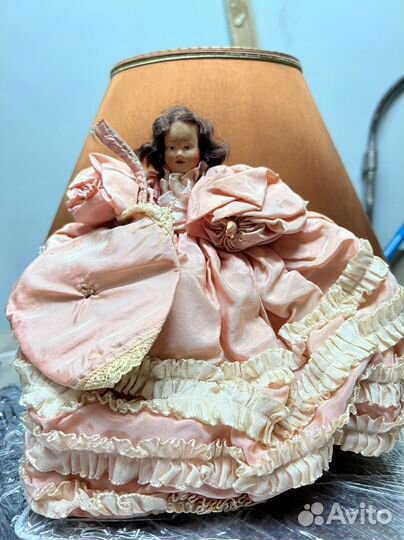 Винтажная кукла