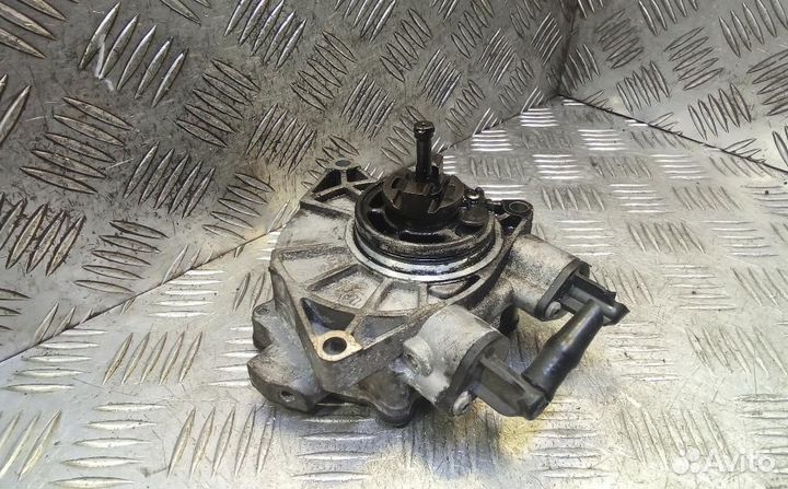 Насос вакуумный Opel Antara