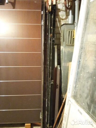 Дверь входная металлическая