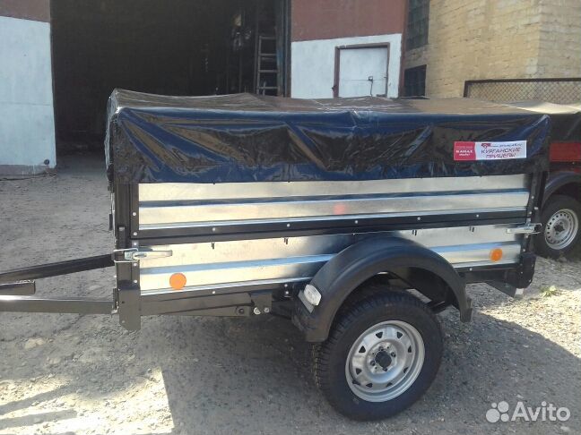 Легковой прицеп 