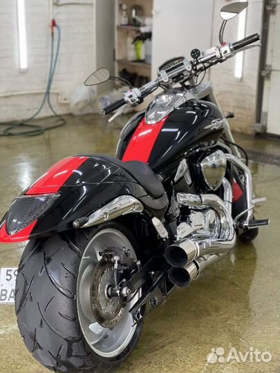Suzuki Boulevard M109R