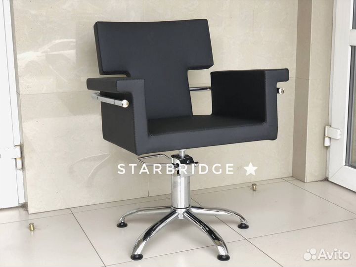 Парикмахерское кресло