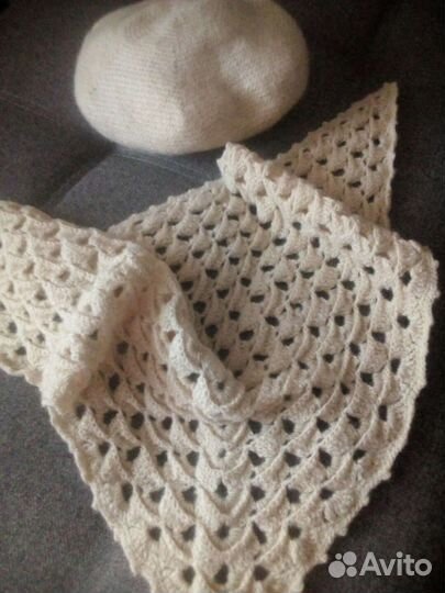 Берет и бактус