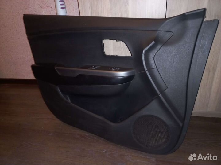 Дверные карты Kia rio 3 с блоками