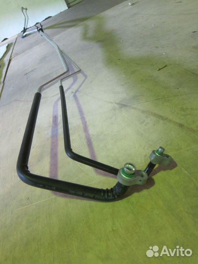 Трубка кондиционера Hyundai H-1 2 ориг