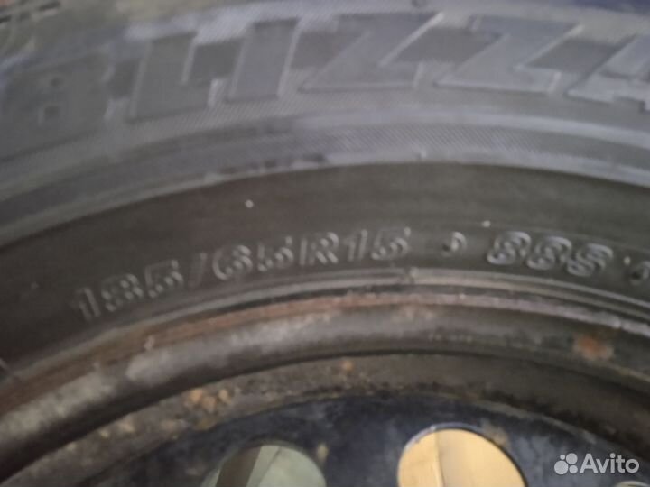 Bridgestone Blizzak Revo GZ 185/65 R15 88S