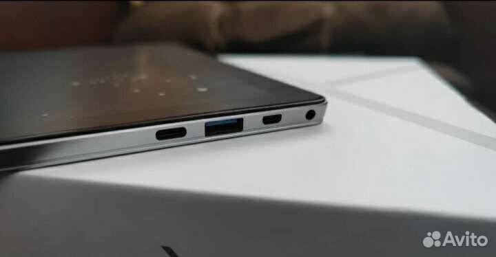 Teclast X6 Plus планшет на Win10 экран 12.6