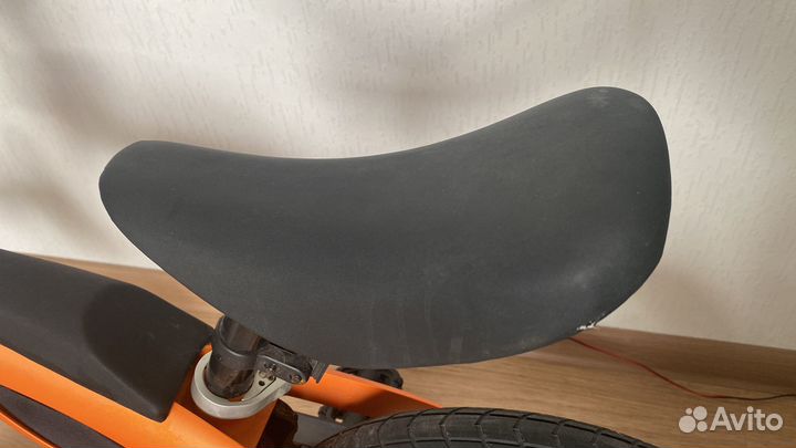 Велосипед беговел bmw