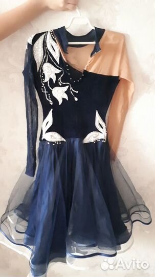 Продам платья для бально-спортивных танцев