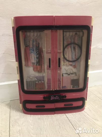 Мебель,шкаф,холодильник,ванная,камин для Барби