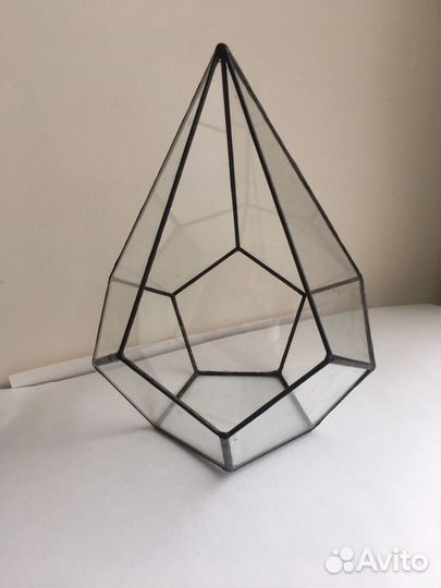 Стеклянная ваза