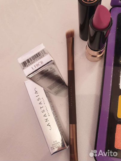 Набор косметики Anastasia Beverly Hills