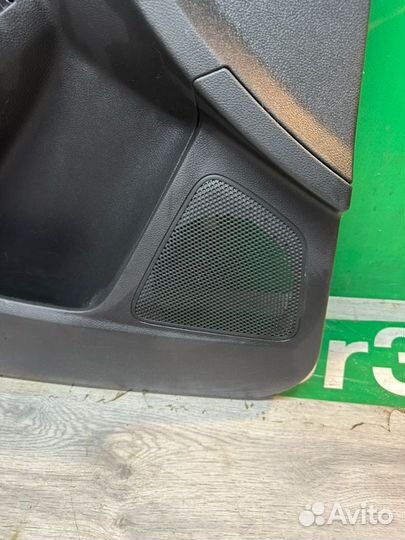 Обшивка двери передняя левая Ford Focus 3 1.6 2013