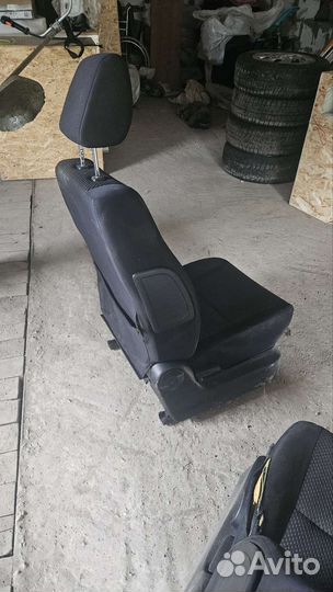 Кресла передние и задние