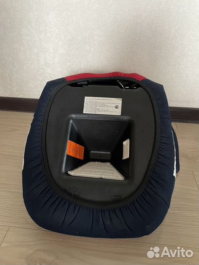 Детское автомобильное кресло