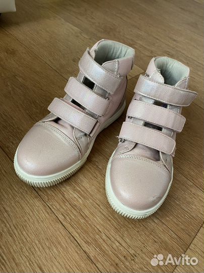 Ботинки детские