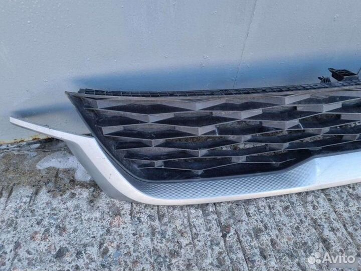 Решетка радиатора Kia Seltos