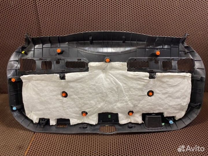 Обшивка крышки багажника задняя Chery Tiggo 7 Pro