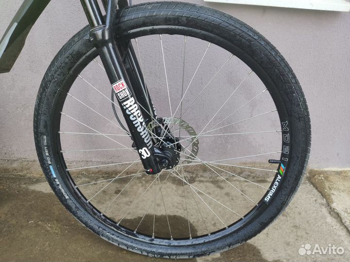 Велосипед GT aggressor expert, 27.5, RockShox gold