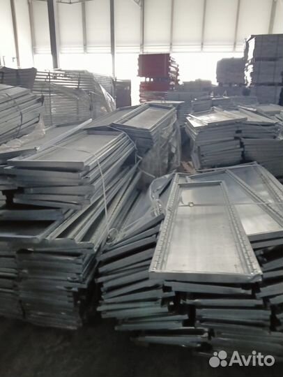 Стеллажи Кифато полочные