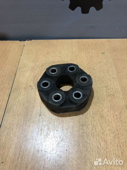 Муфта карданного вала BMW 3 серия