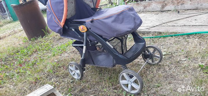 Прогулочная коляска бу