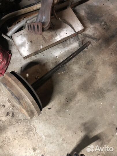 Полуось,барабан волга