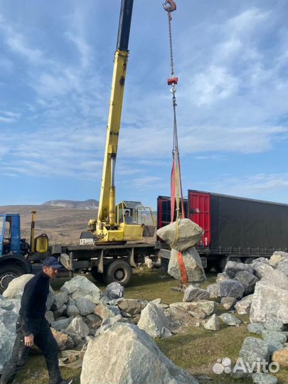 Бутовый камень Змеевик фр. 200-400