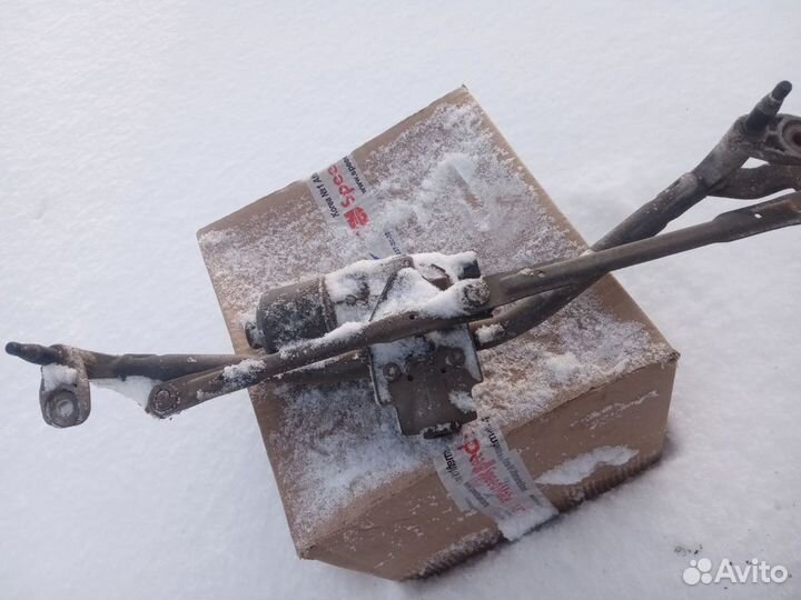 Трапеция дворников Volkswagen Polo 4