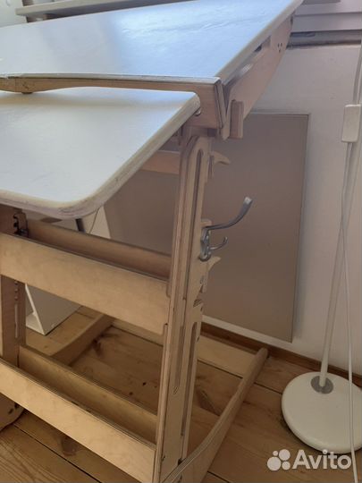 Парта-канторка