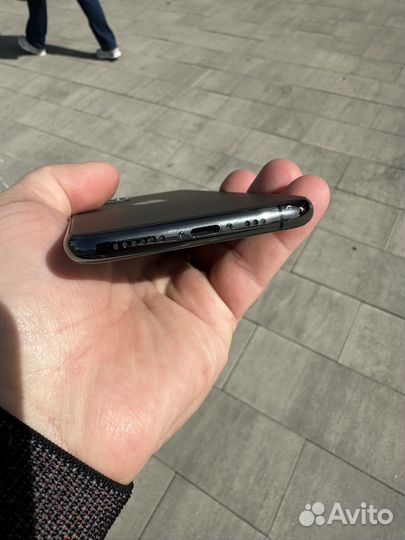 iPhone 11 Pro, 64 ГБ