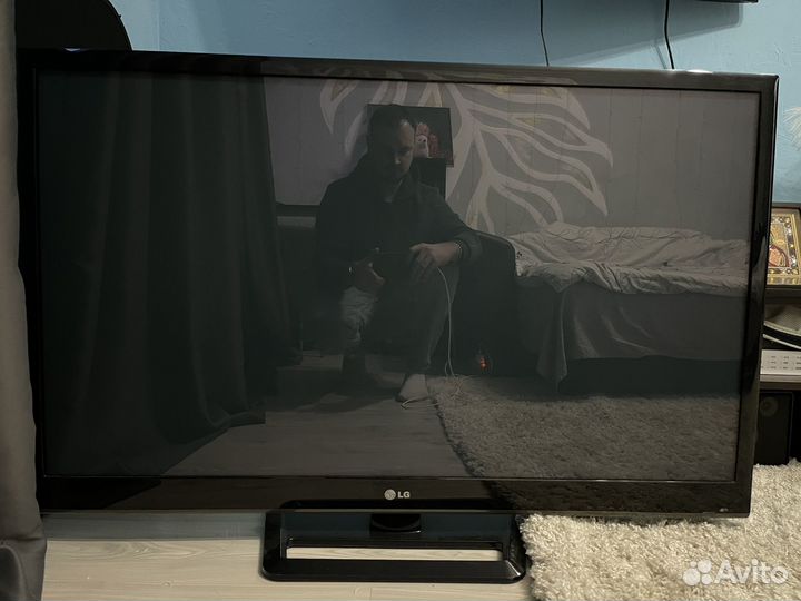 Телевизор LG 50PJ250