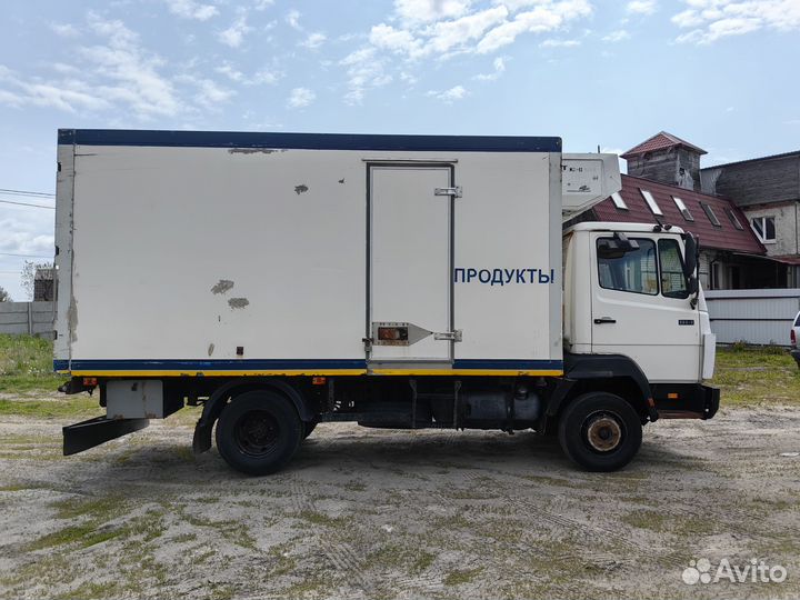 Mercedes-Benz 814, 1995