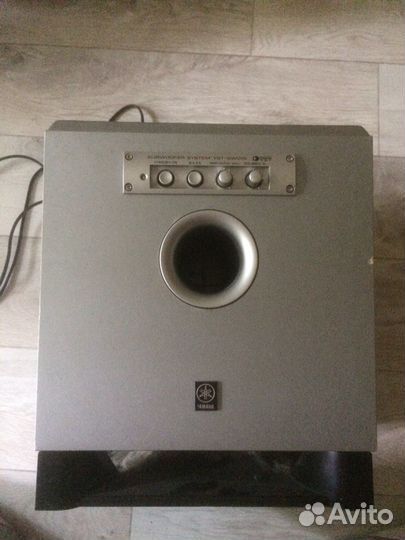 Сабвуфер yamaha YST-SW015