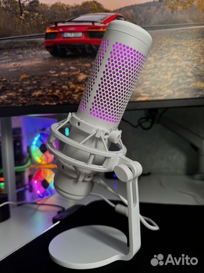 Микрофон HyperX Quadcast S + стойка к нему