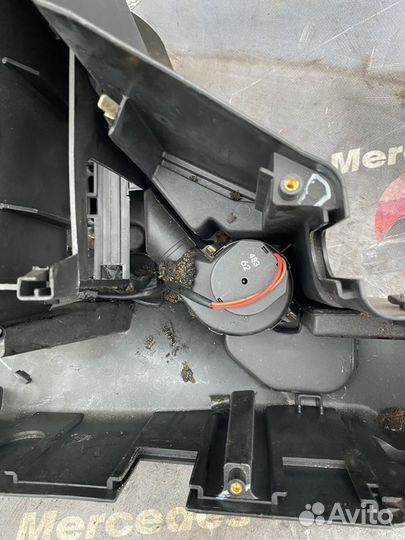 Корпус блока предохранителей и эбу ML w163. Япония