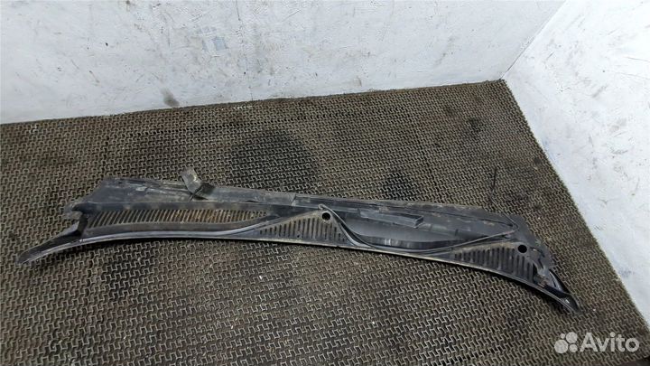 Жабо под дворники Chevrolet Tahoe, 2001