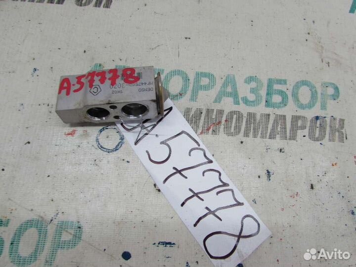 Клапан кондиционера для Toyota Yaris 2 2005-2011г